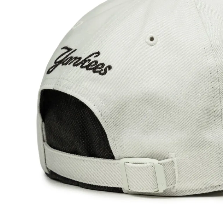 47 Alle Anzeigen|Caps & Bucket Hats*MLB New York Yankees Foundation Script TT *Clean Up* Cap Sandstone / Black
