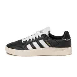Adidas Sneakers En Cuir*Tyshawn Low Core Black / Footwear White / Cream White