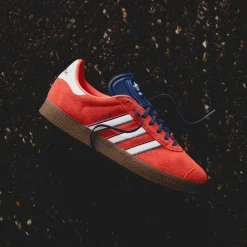 Adidas Sneakers En Cuir|Baskets Décontractées Terrace*x MLS Gazelle *New England Revolution* Birght Red / Footwear White / Nightsky