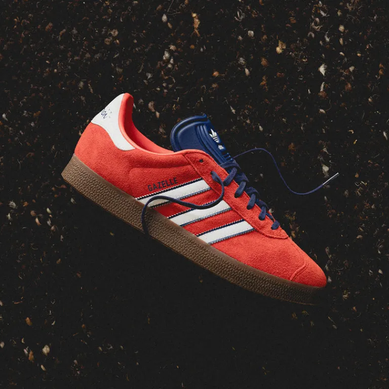 Adidas Sneakers En Cuir|Baskets Décontractées Terrace*x MLS Gazelle *New England Revolution* Birght Red / Footwear White / Nightsky