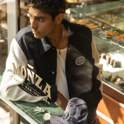 Asphaltgold Gilets*Third Place Varsity Jacket Navy / Marshmallow
