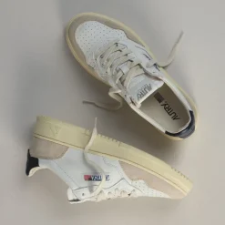 Autry Sneakers En Cuir|Sneakers Blancs*Medalist *Leather / Suede* White / Blue