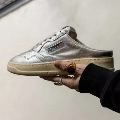 Autry Sneakers En Cuir*Medalist Mule W *Goat / Goat* Silver