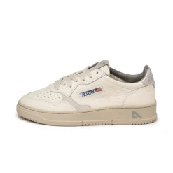 Autry Sneakers En Cuir*Medalist W *Leather / Elephant* Silver / Metallic