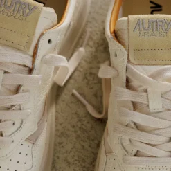 Autry Sneakers En Cuir*Medalist W *Nubuk / Elephant* Apricot / Sand
