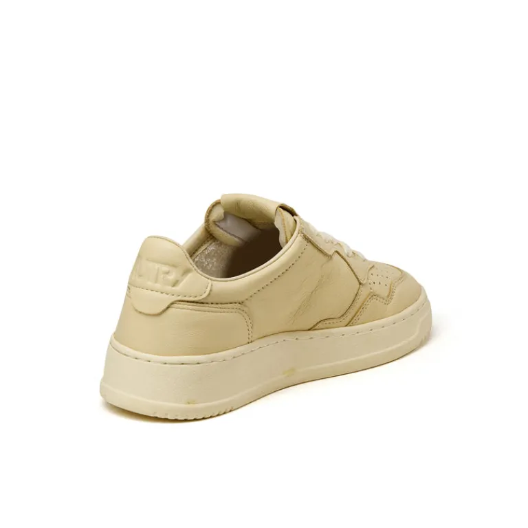 Autry Sneakers En Cuir*Medalist W *Solid Goat* Rutabaga