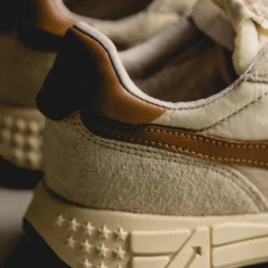 Autry Sneakers En Cuir|Chaussures De Running Retro*Reelwind Low *Suede / Net* Ecru / Cathspy