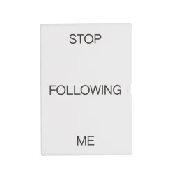 Central Books Livres Et Magazines*Stop Following Me UNI
