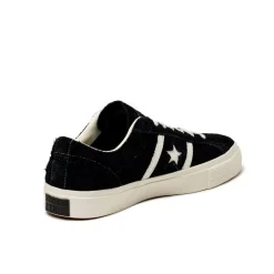 Converse Sneakers En Cuir*One Star Academy Pro *Suede* Black / Egret