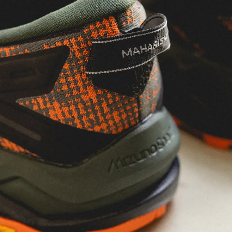 Mizuno Sneakers Imperméables|Sneakers Végétaliens*x Maharishi Wave Mujin LS GTX Vibrant Orange / Cool Gray / Pine Grove