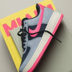 Nike Sneakers En Cuir*Air Force 1 '07 Dark Obsidian / Pink Blast / Ashen Slate