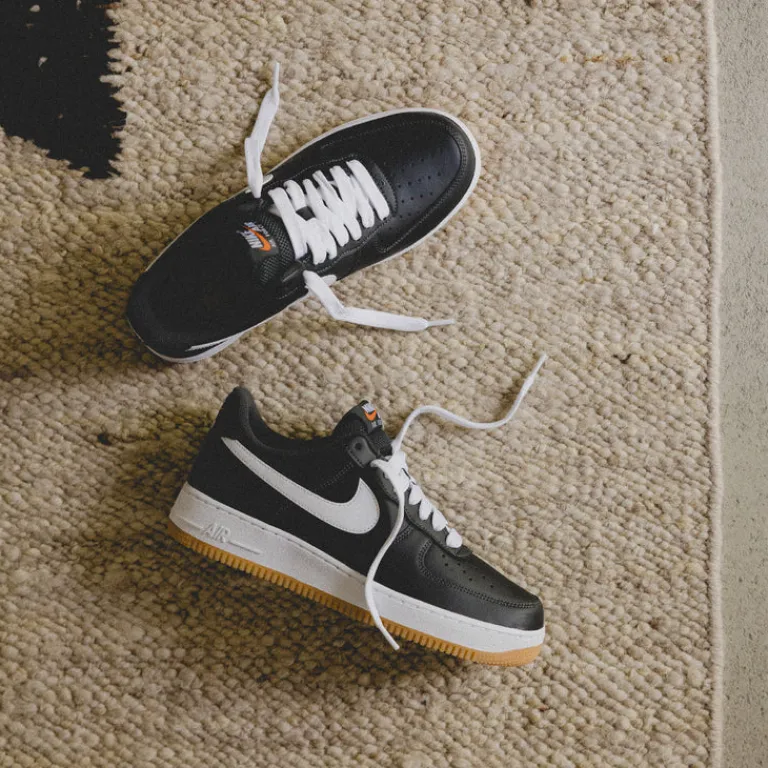 Nike Sneakers En Cuir*Air Force 1 '07 Anthracite / Gum Yellow / Safety Orange / White