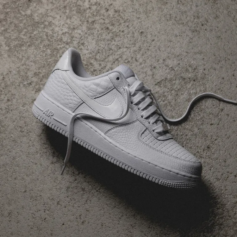 Nike Sneakers En Cuir|Sneakers Blancs*Air Force 1 '07 LX White / White / White
