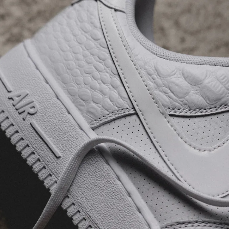 Nike Sneakers En Cuir|Sneakers Blancs*Air Force 1 '07 LX White / White / White