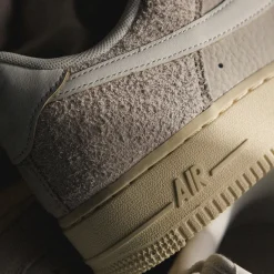 Nike Sneakers En Cuir*Air Force 1 '07 LX Phantom / Summit White / Light Bone