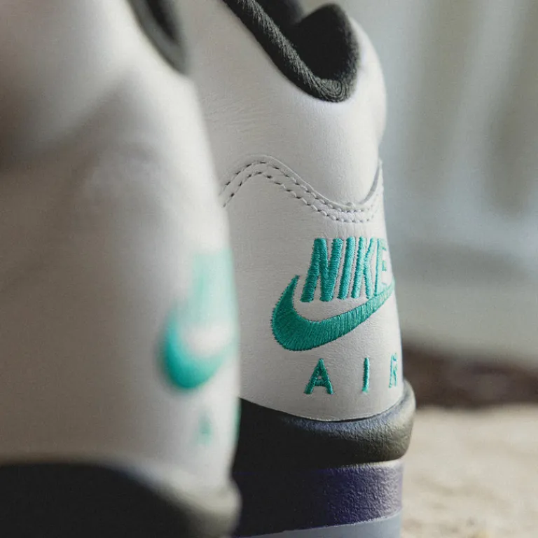 Jordan Sneakers Montantes|Sneakers En Cuir*Nike Air 5 Retro OG *Grape* White / New Emerald / Grape Ice / Black