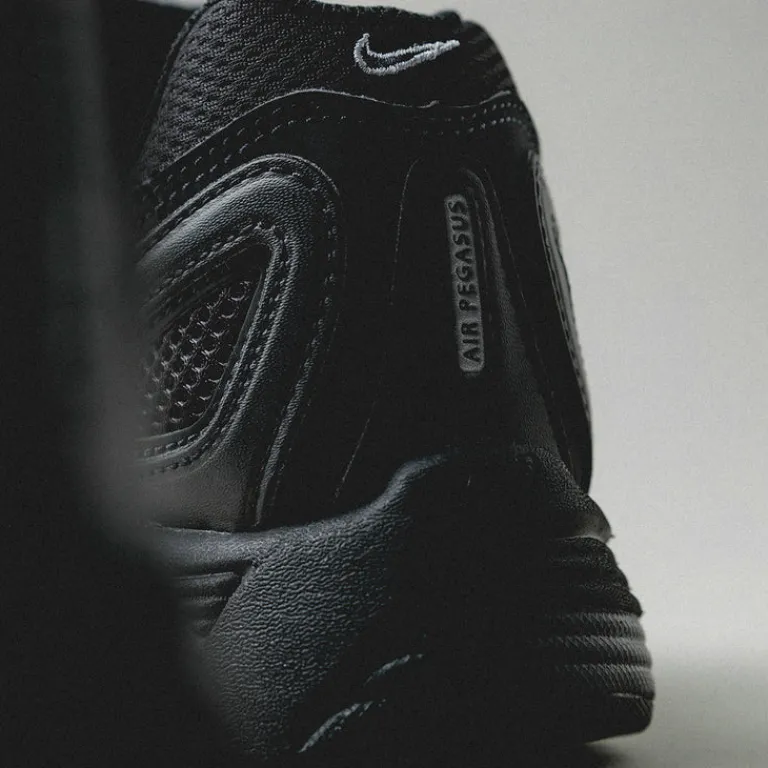 Nike Sneakers En Cuir|Chaussures De Running Retro*Air Pegasus 2005 Black / Metallic Silver / Black