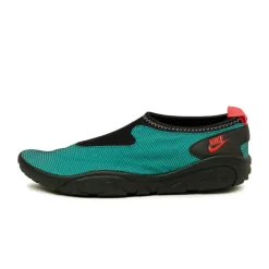 Nike Sneakers Végétaliens*Aqua Turf Turbo Green / Scarlet / Black