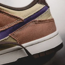 Nike Sneakers En Cuir*Dunk Low Retro SE *Denim* Dusted Clay / Dusty Amethyst / Team Gold