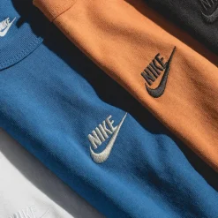 Nike T-Shirts*Premium Essentials Tee Black / Black