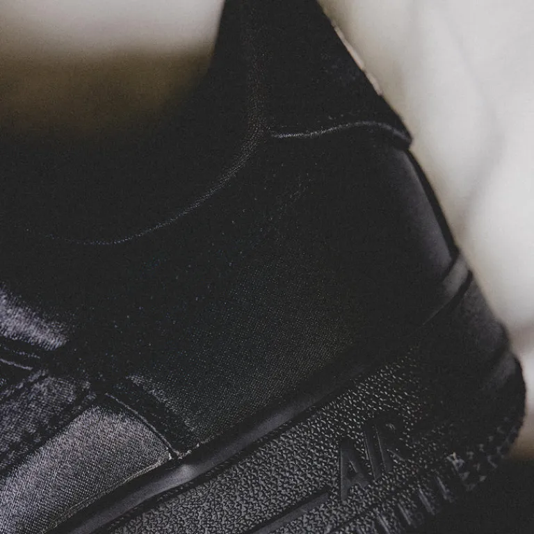Nike Sneakers Végétaliens*Wmns Air Force 1 ’07 LV8 Black / Black / Pink Ice