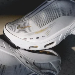 Nike Sneakers Végétaliens|Sneakers Blancs*Wmns Air Max Craze White / Metallic Gold / Black / Copper Moon