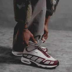 Nike Sneakers En Cuir|Chaussures De Running Retro*Wmns Air Max SNDR Photon Dust / Night Maroon/ Black / White