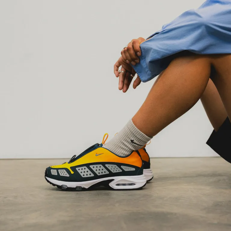 Nike Sneakers En Cuir|Chaussures De Running Retro*Wmns Air Max SNDR Canyon Gold / Deep Ocean / Light Smoke Grey