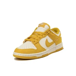 Nike Sneakers En Cuir*Wmns Dunk Low *Mini Swoosh* Pale Ivory / Dark Sulfur / Sail