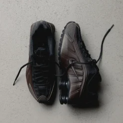 Nike Sneakers Végétaliens|Chaussures De Running Retro*Wmns Shox R4 Off Noir / Off Noir / Ironstone