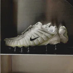 Nike Sneakers Végétaliens|Chaussures De Running Retro*Wmns Shox TL Light Bone / Olive Aura / Metallic Silver / Off Noir