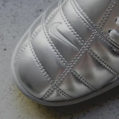 Nike Sneakers En Cuir*Wmns T90 Metallic Platinum / Photon Dust