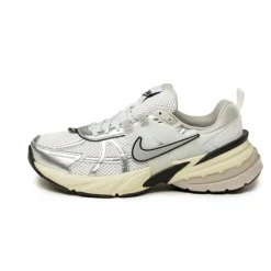 Nike Sneakers Végétaliens|Sneakers Blancs*Wmns V2K Run Summit White / Metallic Silver
