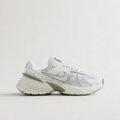 Nike Sneakers En Cuir|Chunky Sneakers*Wmns V2K Run Photon Dust / Light Silver / Summit White / Ligth Army Sail / Light Bone