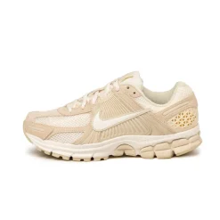 Nike Sneakers En Cuir|Chaussures De Running Retro*Wmns Zoom Vomero 5 Beach / Sail / Light Khaki / Pale Ivory