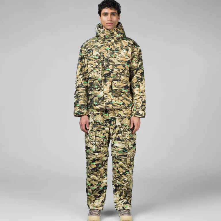 Nike Pantalons*ACG "Smith Summit" Water-Repellent UV Cargo Pants Parachute Beige / Sequoia / Summit White