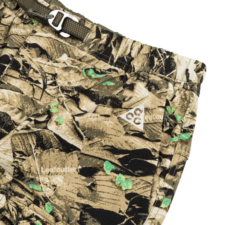 Nike Pantalons*ACG "Smith Summit" Water-Repellent UV Cargo Pants Parachute Beige / Sequoia / Summit White