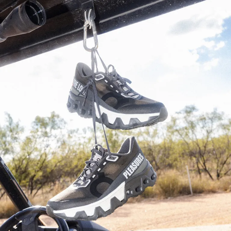 On Sneakers Végétaliens|Chaussures De Running*x Pleasures x The Loop Cloudmster Hyper Espresso / Elk