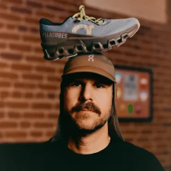 On Sneakers Végétaliens|Chaussures De Running*x Pleasures x The Loop Cloudmster 2 Mist / Olive
