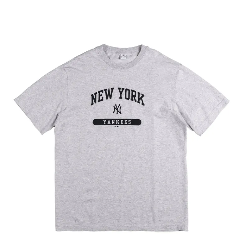 Sporty & Rich T-Shirts*x '47 & The New York Yankees League T-Shirt Heather Gray