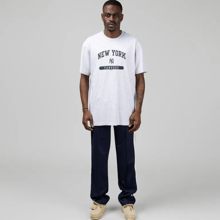 Sporty & Rich T-Shirts*x '47 & The New York Yankees League T-Shirt Heather Gray