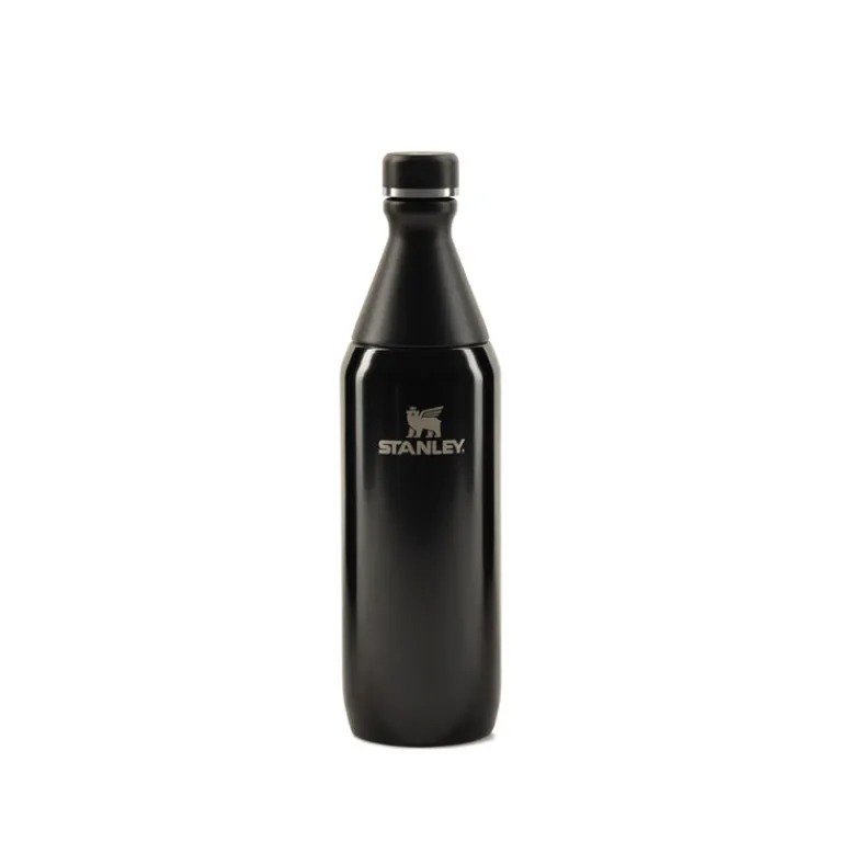 Stanley Gourdes*The All Day Slim Bottle 0.6L Black Gloss