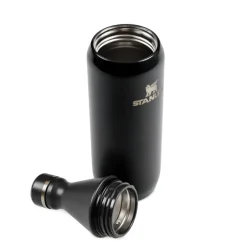Stanley Gourdes*The All Day Slim Bottle 0.6L Black Gloss